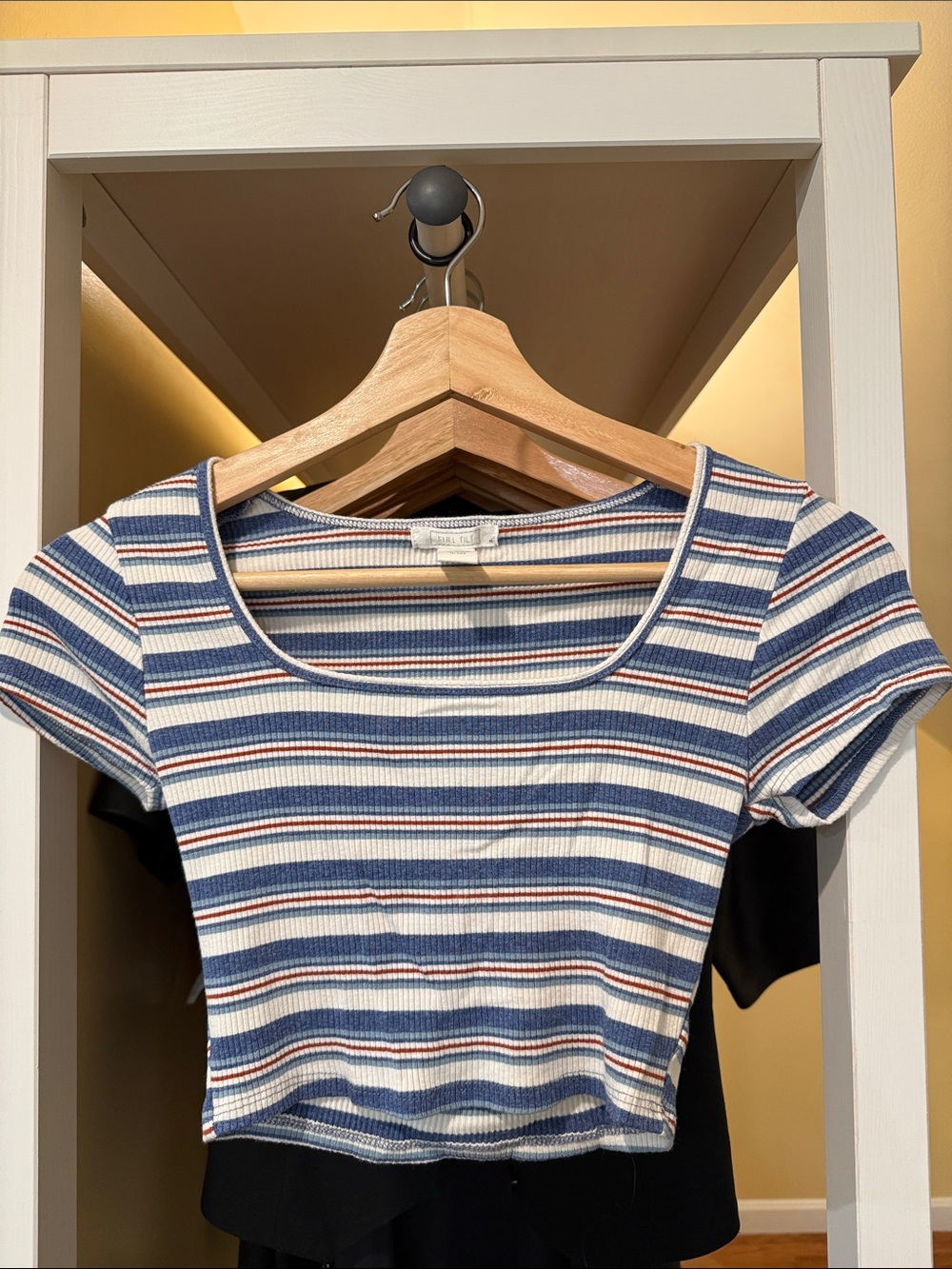 Tilly's Ribbed Scoop Neck Crop Top in Blue, White & Rust